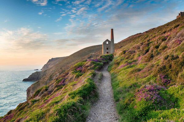 Cornish Wheals: The Engine Houses of Cornwall