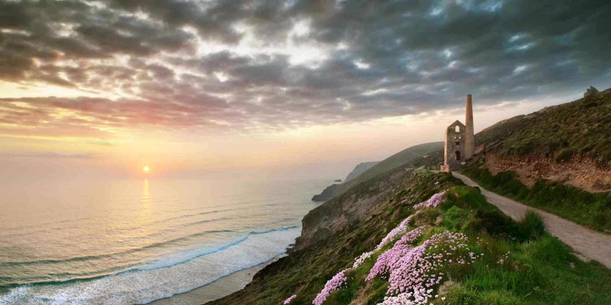 Cornish Wheals: The Engine Houses of Cornwall