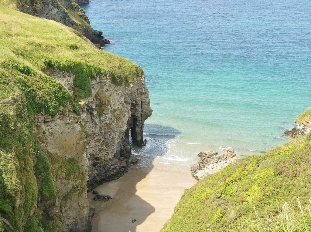2890px Bossiney Haven (4967)