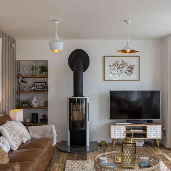 Salubrious House