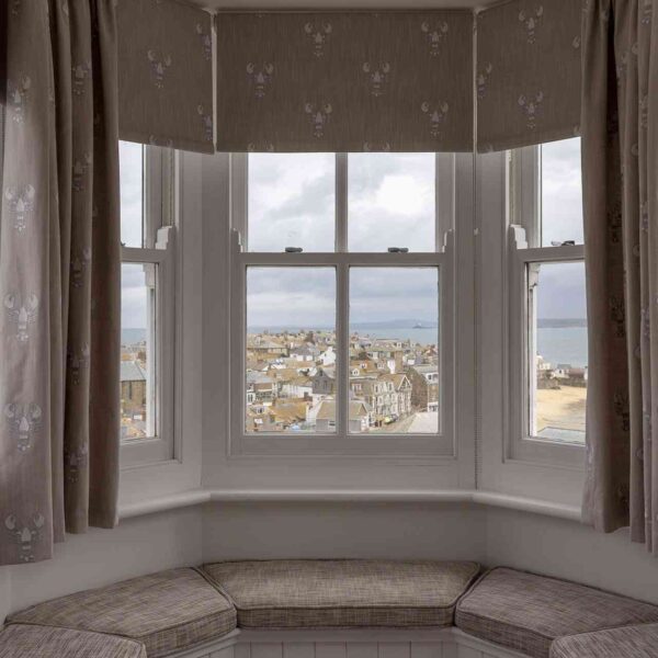 Salubrious House
