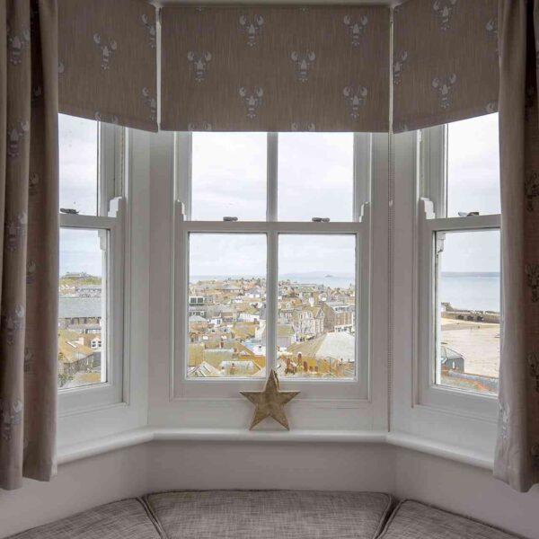Salubrious House