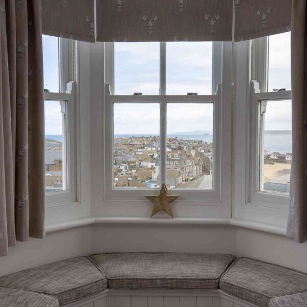 Salubrious House