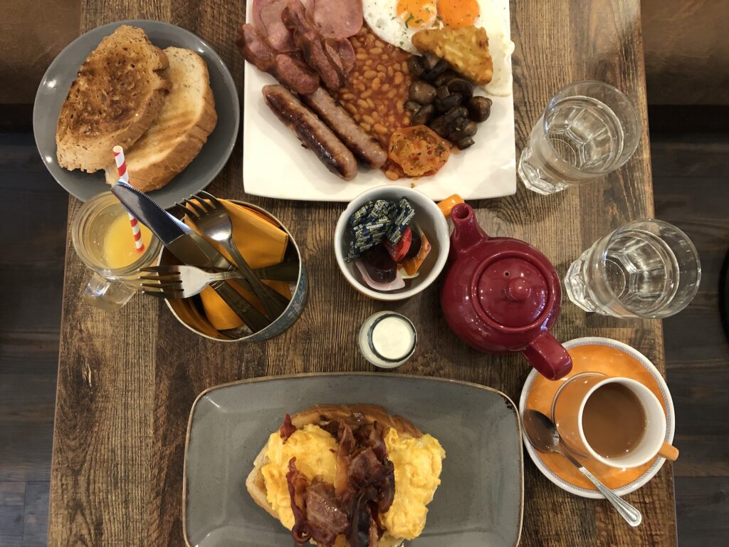 Scoff Troff breakfast