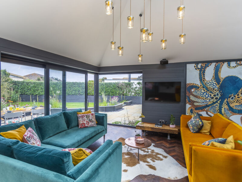 Dolphins Beach Retreat