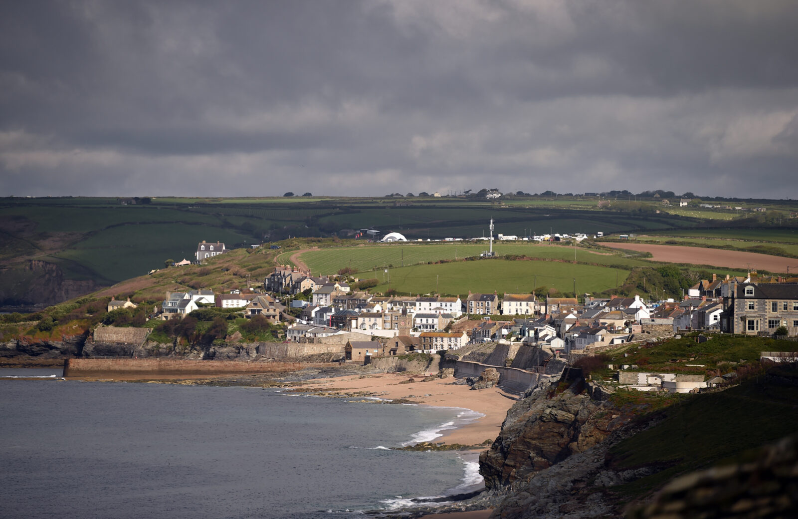 Porthleven Holiday Guide