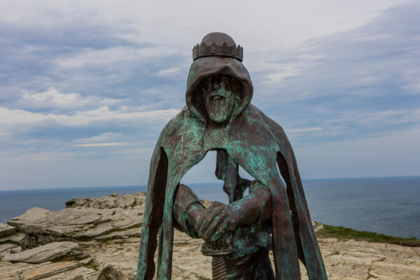 Best places to Stay to Explore Tintagel Castle and its Legends