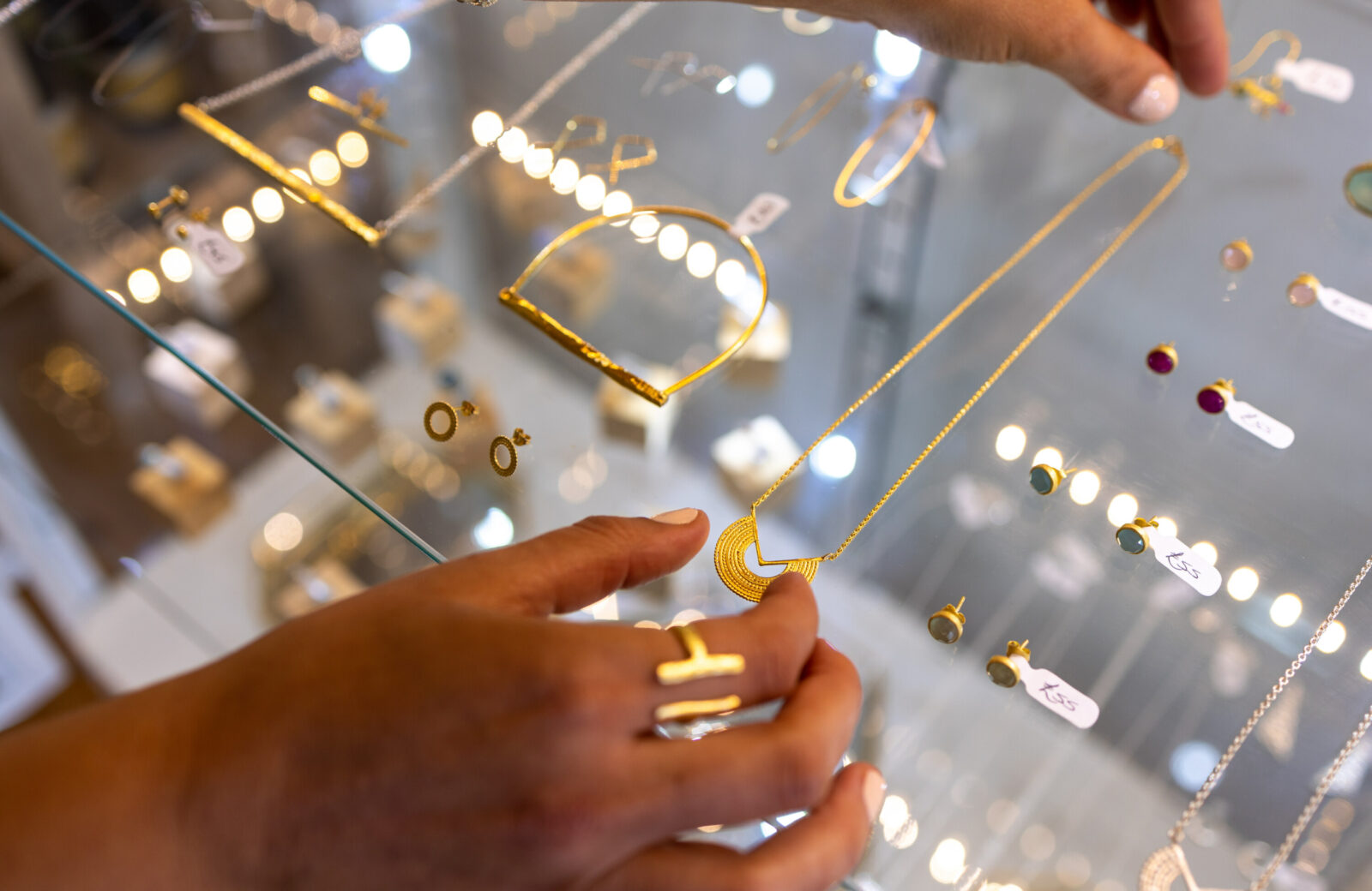 Top 10 fashion and jewellery stores in St Ives