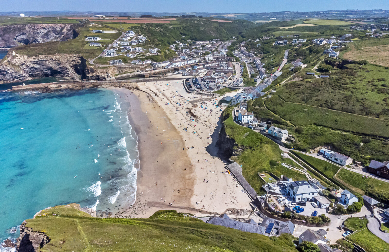Choosing your accommodation in Cornwall: cottage vs hotel stay