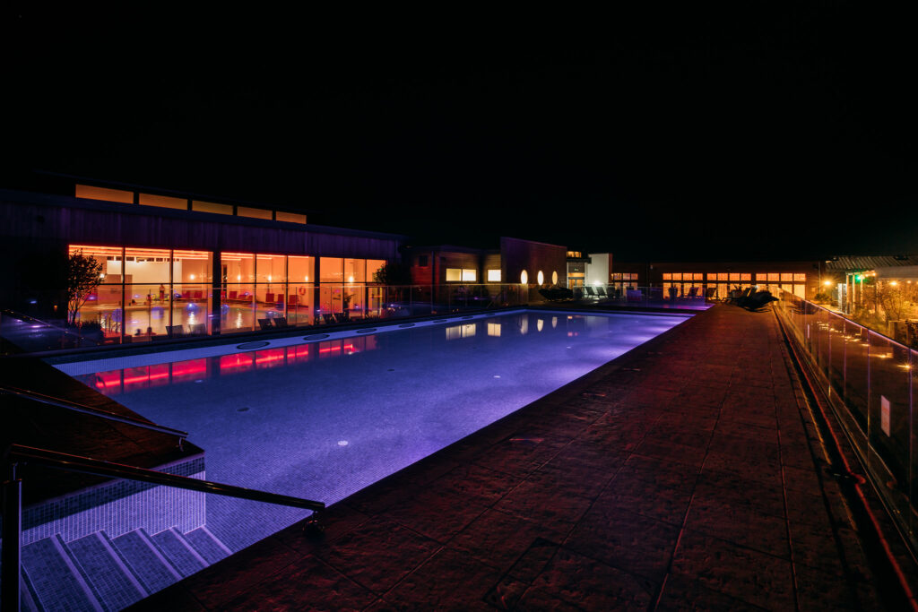 Una St Ives Lido night