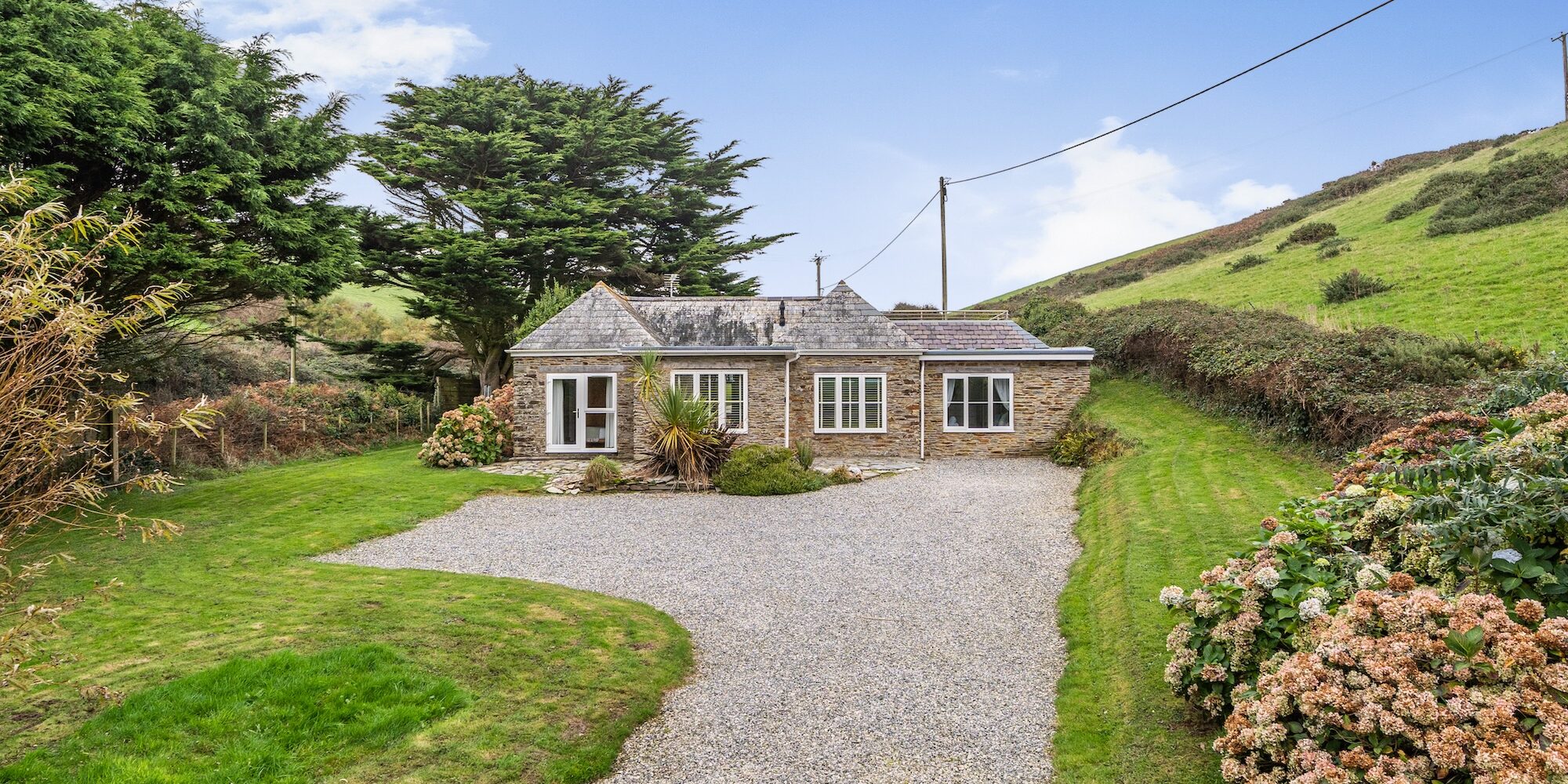 Stable Cottage — photo 1