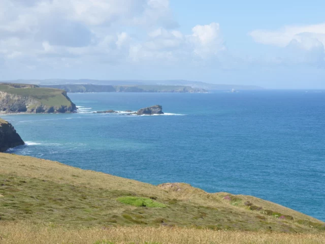 View_west_from_Portreath_(6408)
