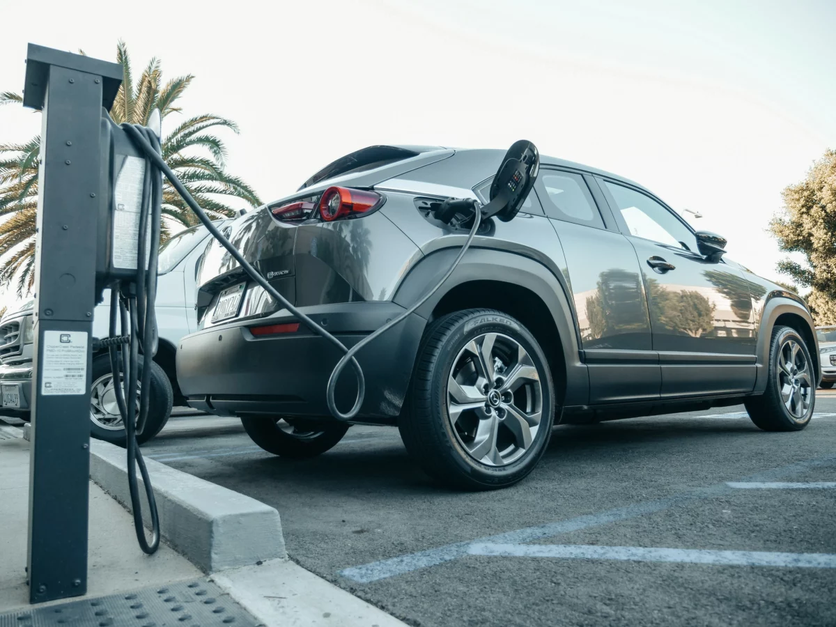 Electric car charge-pexels