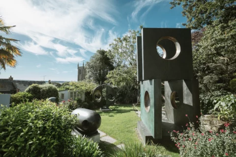 View of the Barbara Hepworth Sculpture Garden © Bowness. Photo © Kirstin Prisk